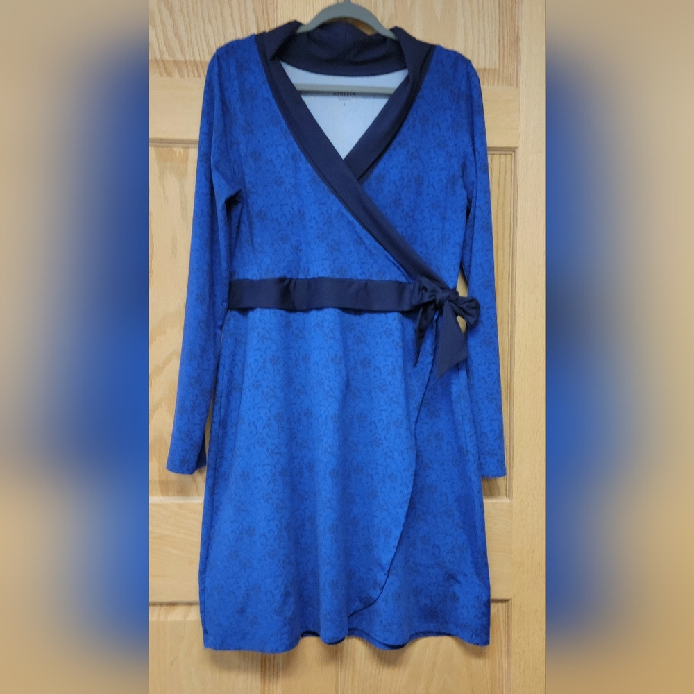 Athleta Womens Wellington Blue Floral Faux Wrap Dress Size L Athleisure Fall
